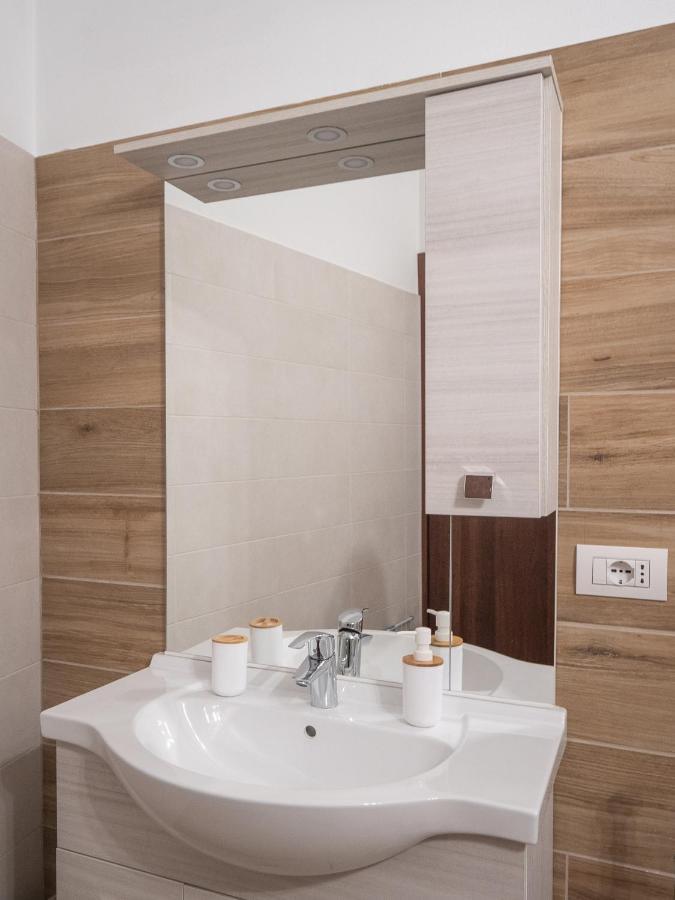 Camelia House Apartman Bellano Kültér fotó